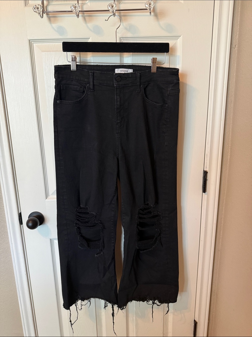 Zenana Black Distressed Wide-Leg Jeans